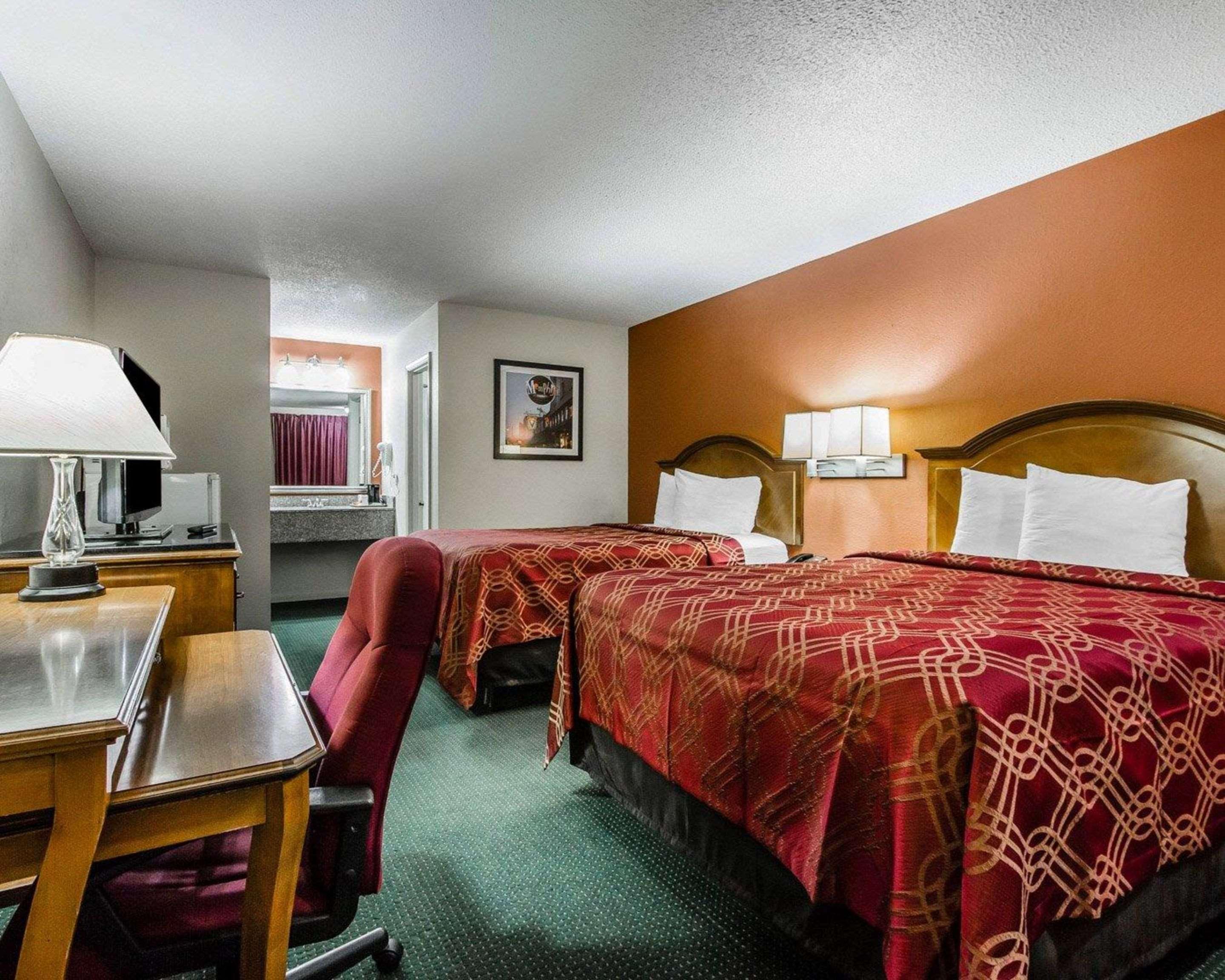 Econo Lodge Inn & Suites Enterprise Dış mekan fotoğraf