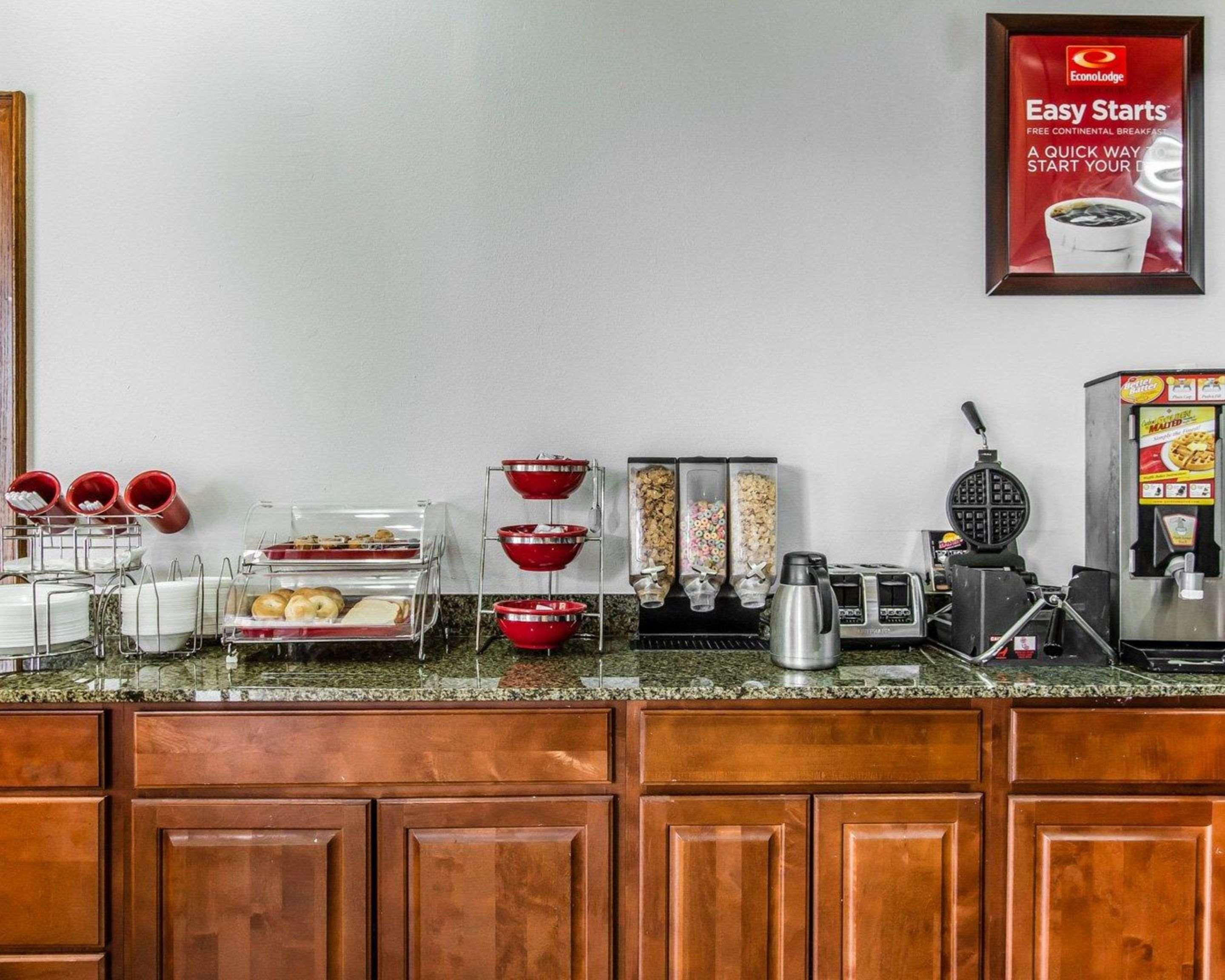 Econo Lodge Inn & Suites Enterprise Dış mekan fotoğraf