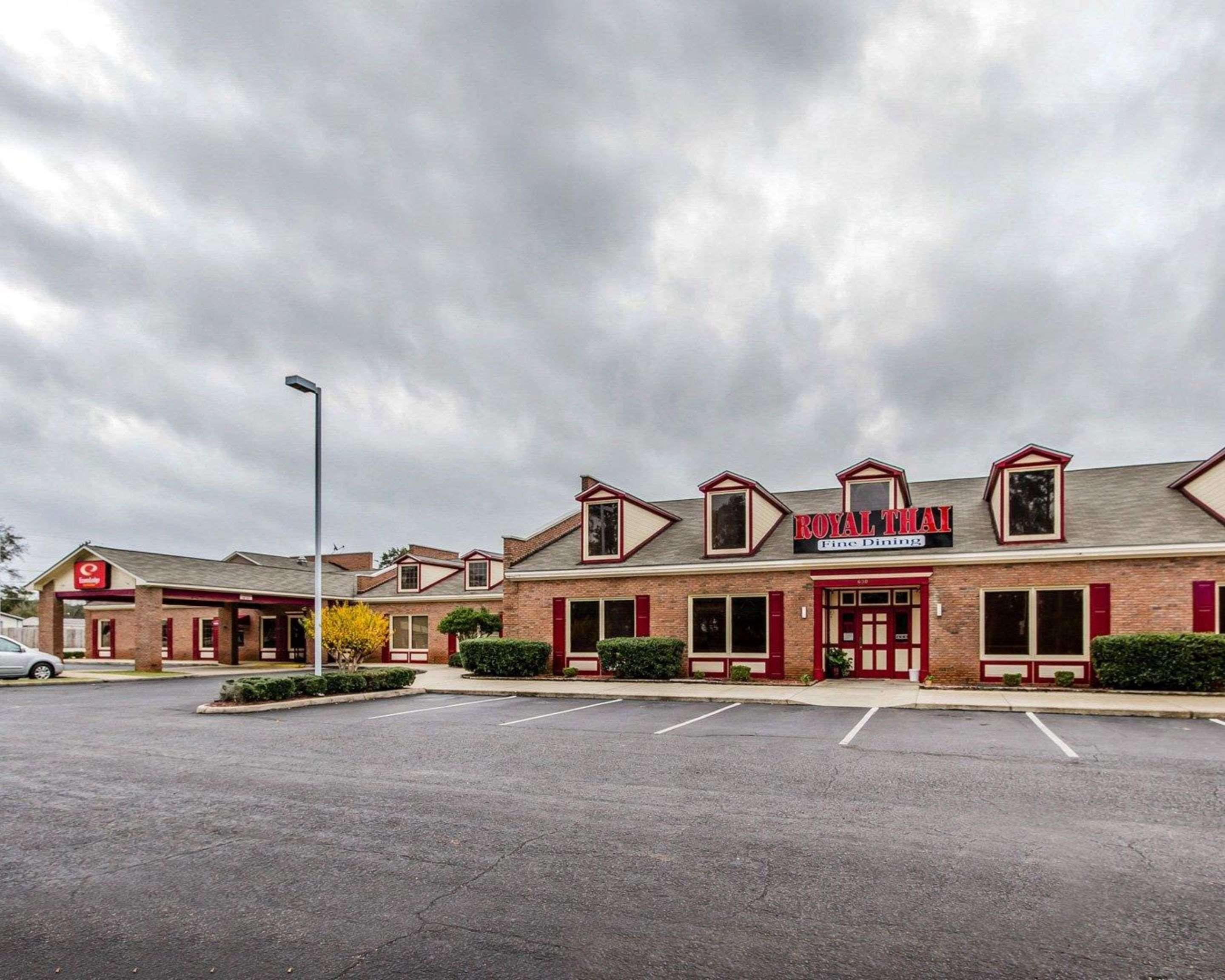 Econo Lodge Inn & Suites Enterprise Dış mekan fotoğraf