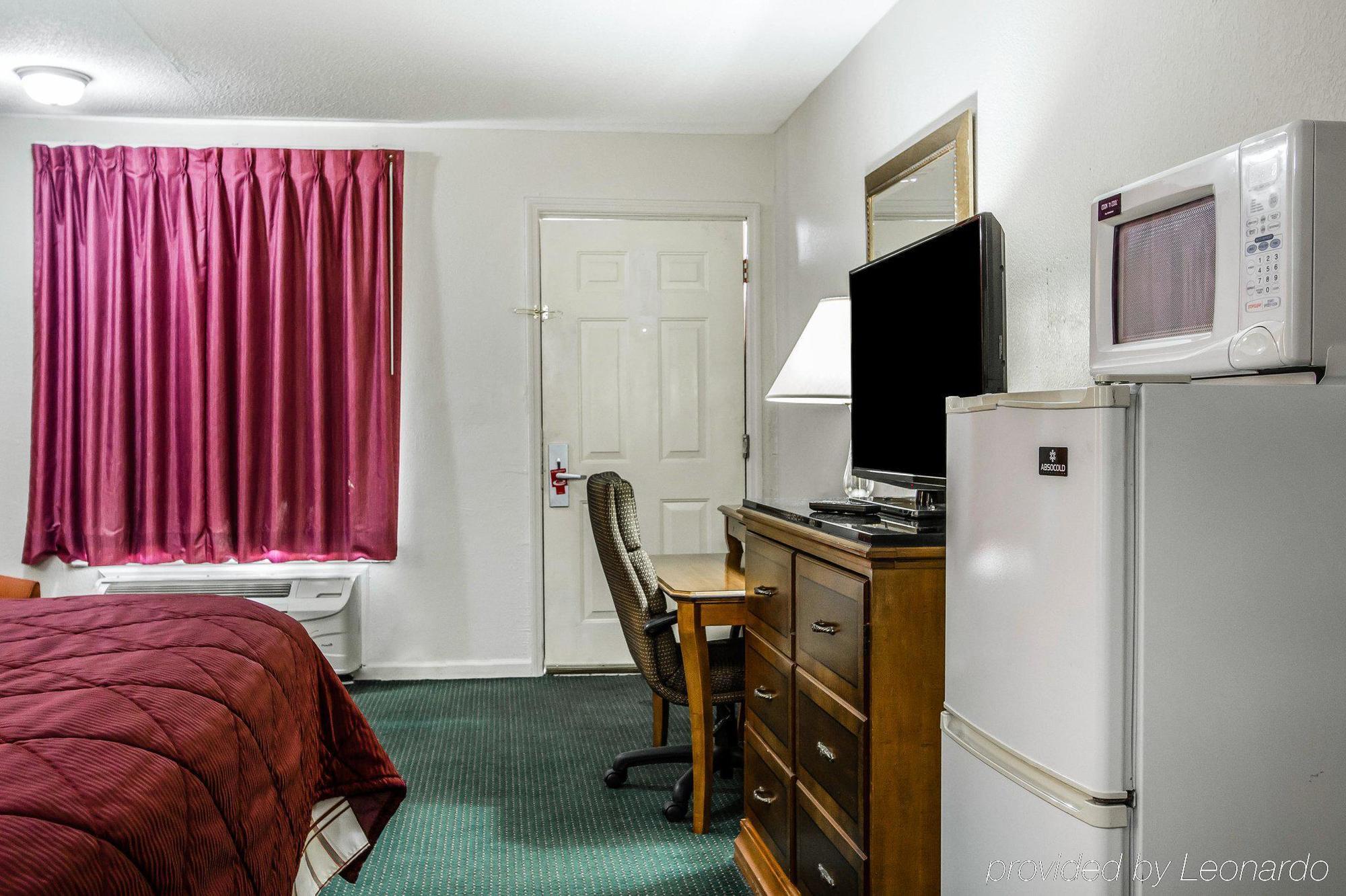 Econo Lodge Inn & Suites Enterprise Dış mekan fotoğraf
